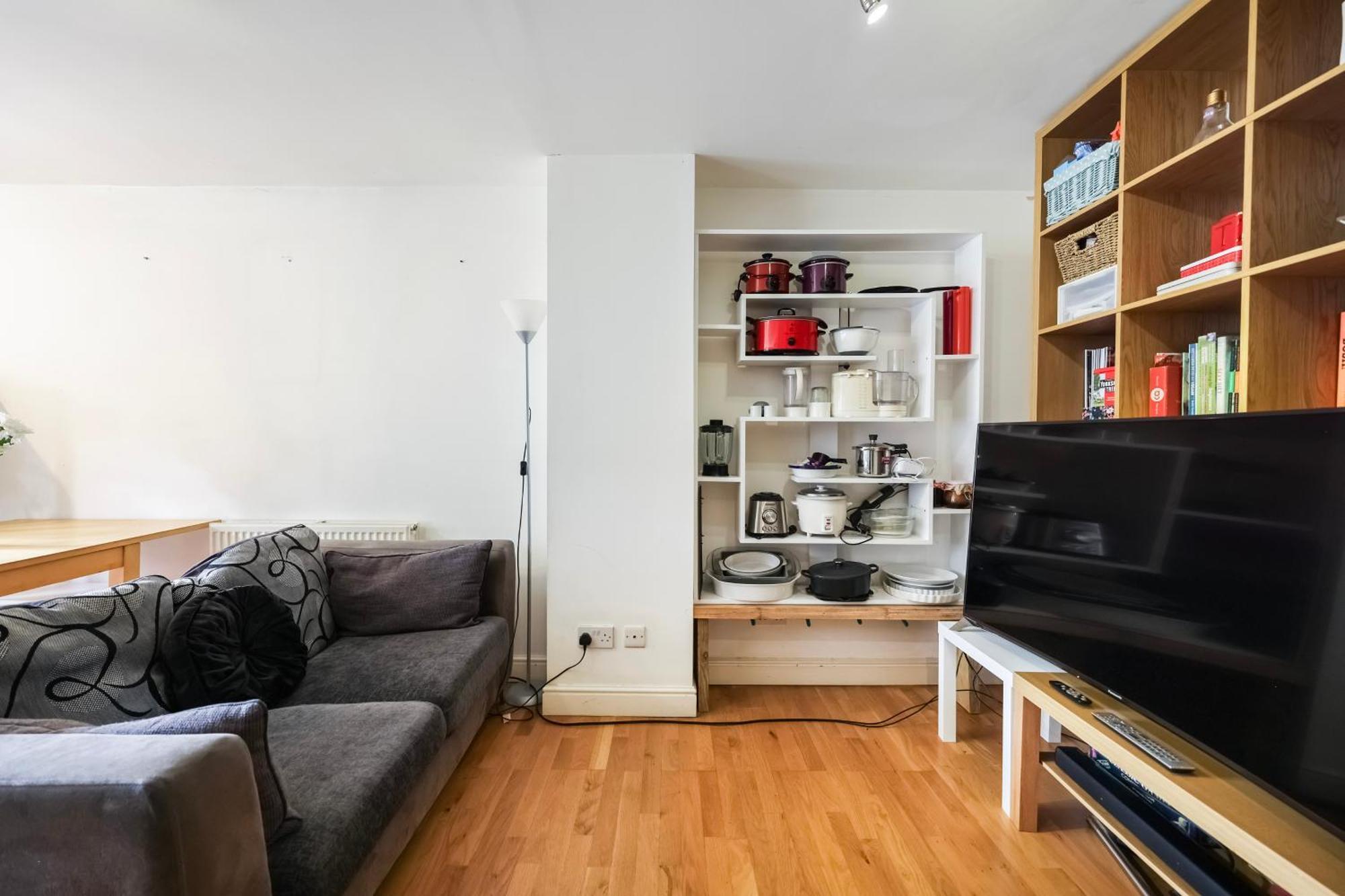 Vibrant Clapham Double Bedroom London Exteriör bild