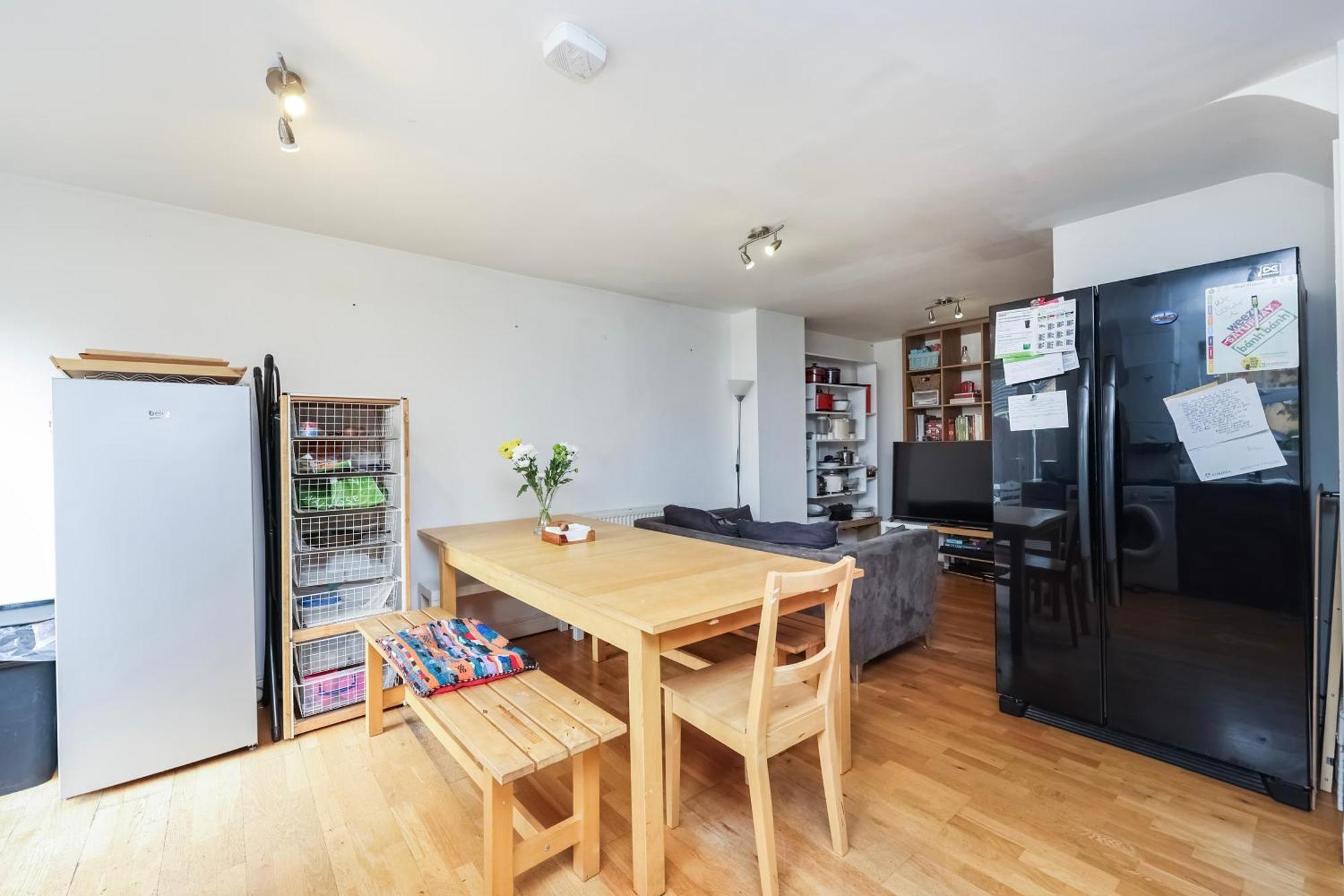 Vibrant Clapham Double Bedroom London Exteriör bild